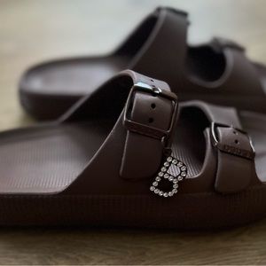 Bebe sandals